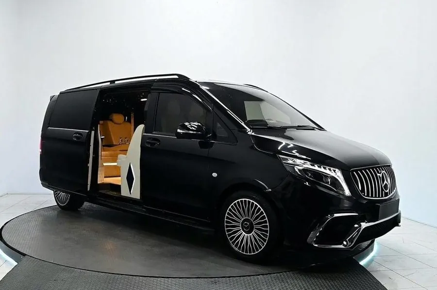VIP Minivan